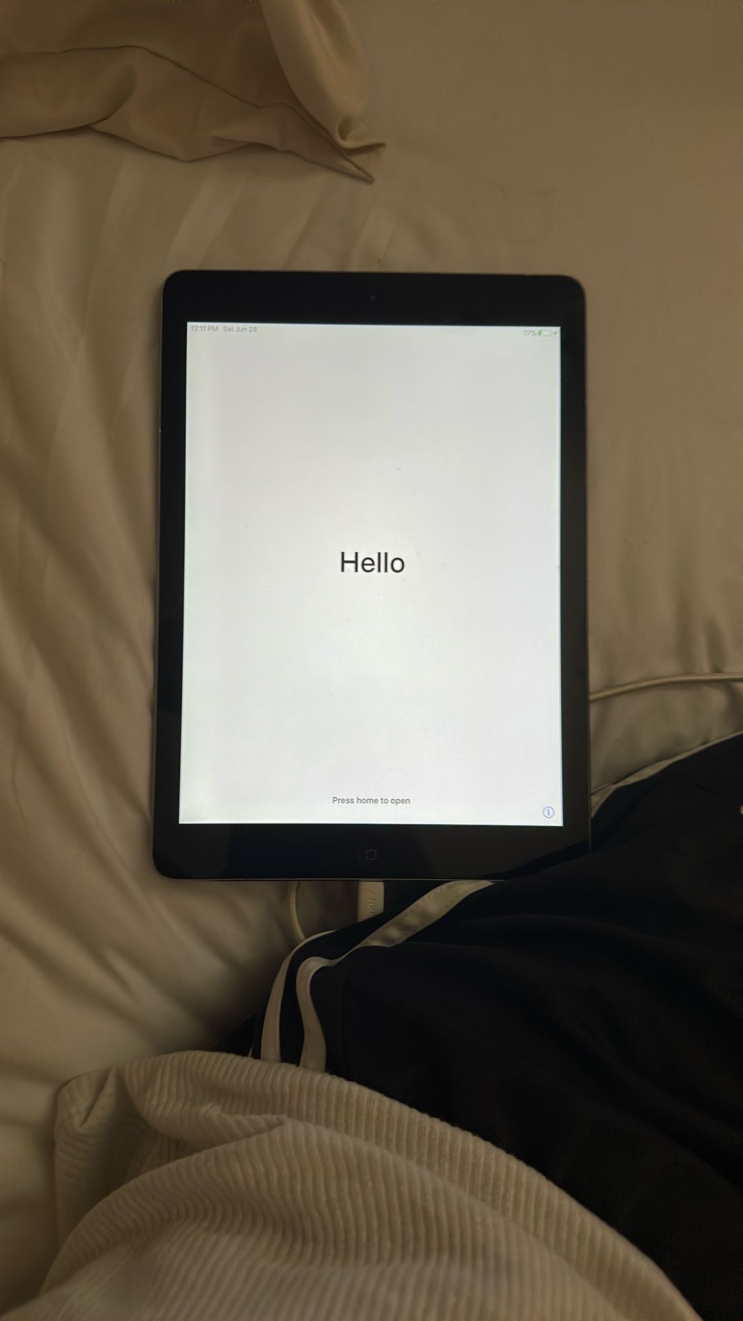 iPad Air 1 – Like New – 16GB, Wi-Fi