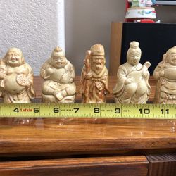 Display collectibles.... pick up Cliff shadows Pkwy & Alexander