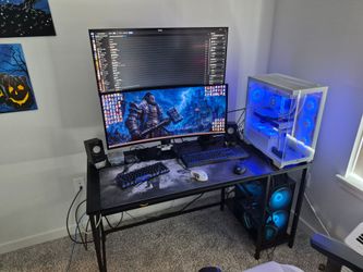 Desktop/PC (Black Desktop in Picture)