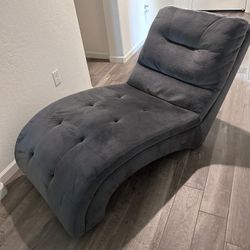 Comfy Chaise 