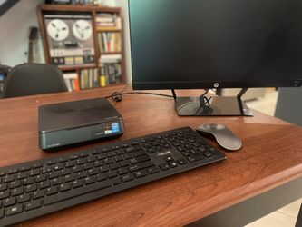 Asus VivoPC + Monitor + Keyboard + Mouse