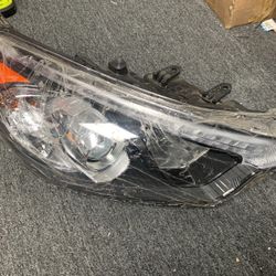 Kia Forte Sedan /Forte Koup /Forte5 Headlight 2014 2015 Passenger Side