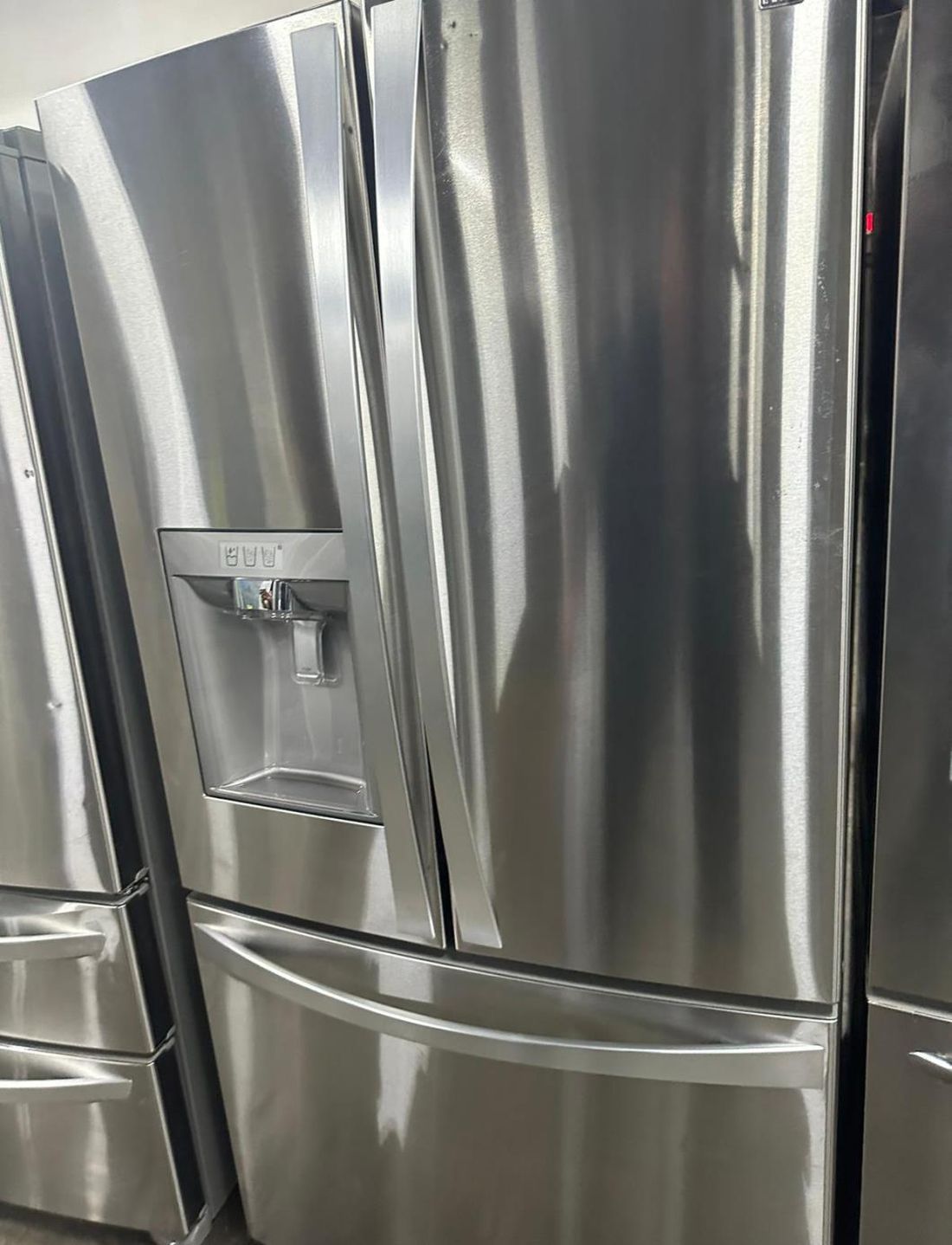 Samsung French Door Fridge - Energy Efficient, Ice Maker