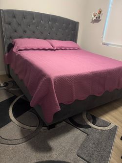 king Bed with new mattress