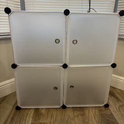Storage cubes 
