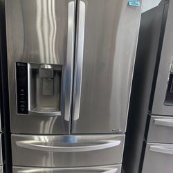Prices Dropped! LG Refrigerator Fridge Icemaker on door