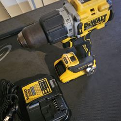 Dewalt 20v MAX XR BRUSHLESS Hammer Impact Power Drive Drill With Battery And Charger 