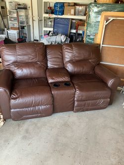 Leather recliner like new works great
