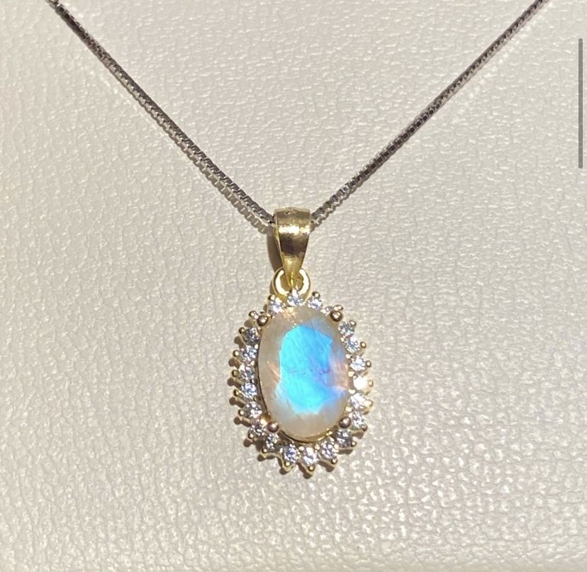 Moonstone Gold Pendant Necklace 925