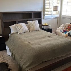 Beautiful Wood Bed Frame & Mattress 
