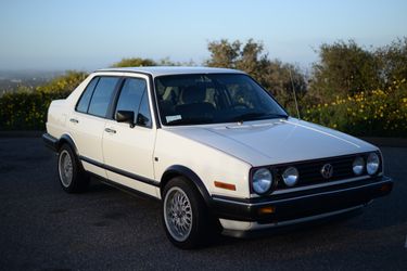 1986 VW Jetta GL, 5 speed, 140k miles, original paint & interior