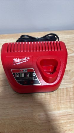 Milwaukee m12 charger