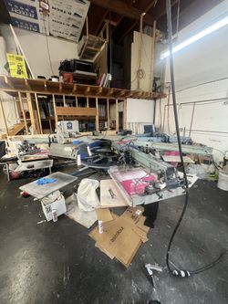 M&R Gauntlet Automatic Screen Printing Press 8 Arm