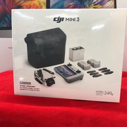 DJI Mini 3 Drone with DJI RC Remote (Fly More Combo)