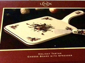 NiB BY LENOX  Holiday Tartan Cheese Board With Spreader