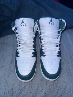 Clean Jordan 1 Mid SE 'Oxidized Green' - Men's Size 13