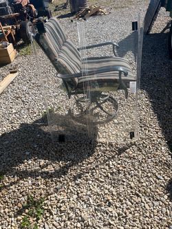 Golf cart windshield