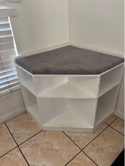 White corner organizer