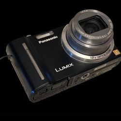 Panasonic LUMIX digital camera