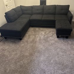 Sectional Couch  With Ottoman 