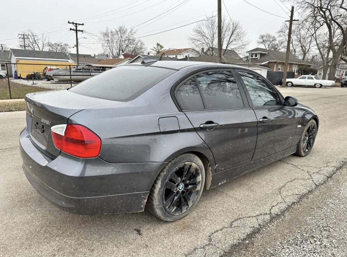 2006 BMW 325i