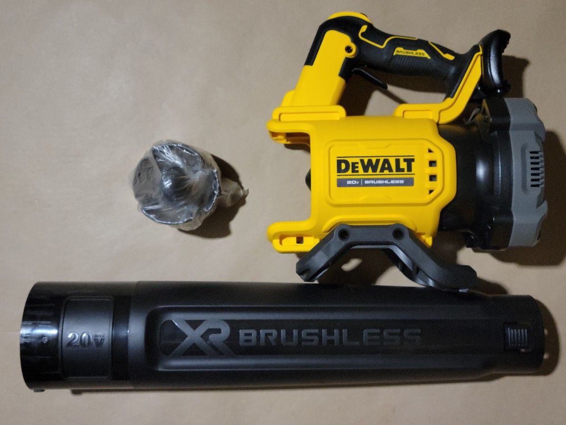 DeWalt DCBL722B 20V 125MPH 450CFM Cordless Battery Powered Handheld Leaf Blower
