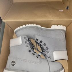  Tim's Premium 6-Inch Grey Boots Size 10W