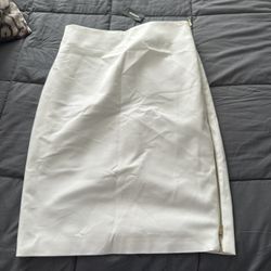 Express 3/4 Length Skirt Size “L $20 