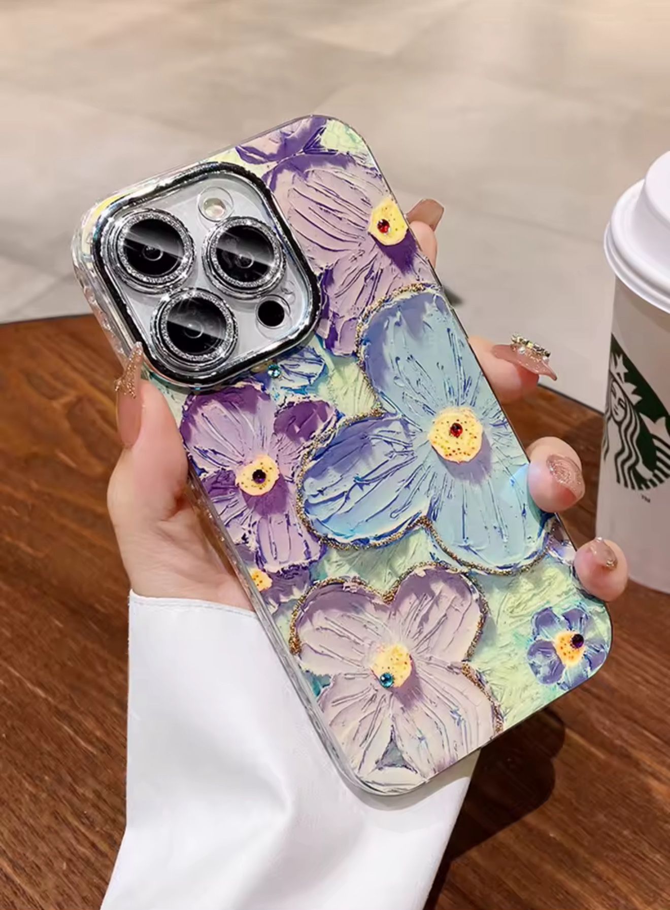 Iphone 16 Pro Max Cover. Luxury Fashion Fliwers Glitter Laser Phone Case