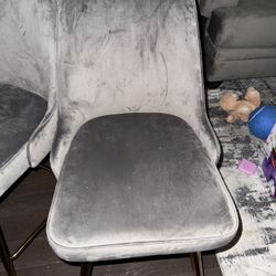 Gray Bar Stool Set (4) 