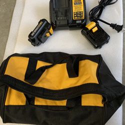dewalt 12v battery and charge +BAG