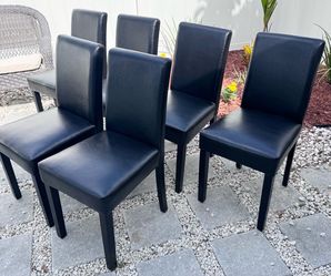 Set of 6 black leather dining room chairs