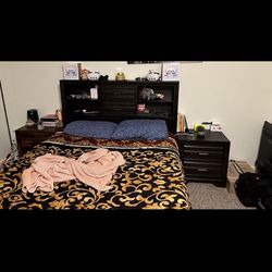Queen Bedroom and Mattress set with Two Dressers included (4 items)