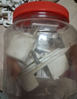 Plastic Jug with Wire Shelving Accessories