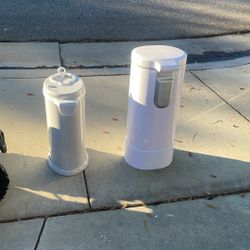 Munchkin Diaper Container