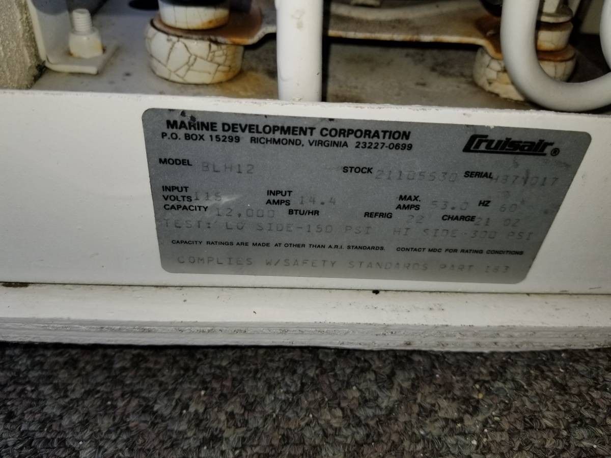 Cruisair Marine Air Conditioner 12000 BTU for Sale in Queens,