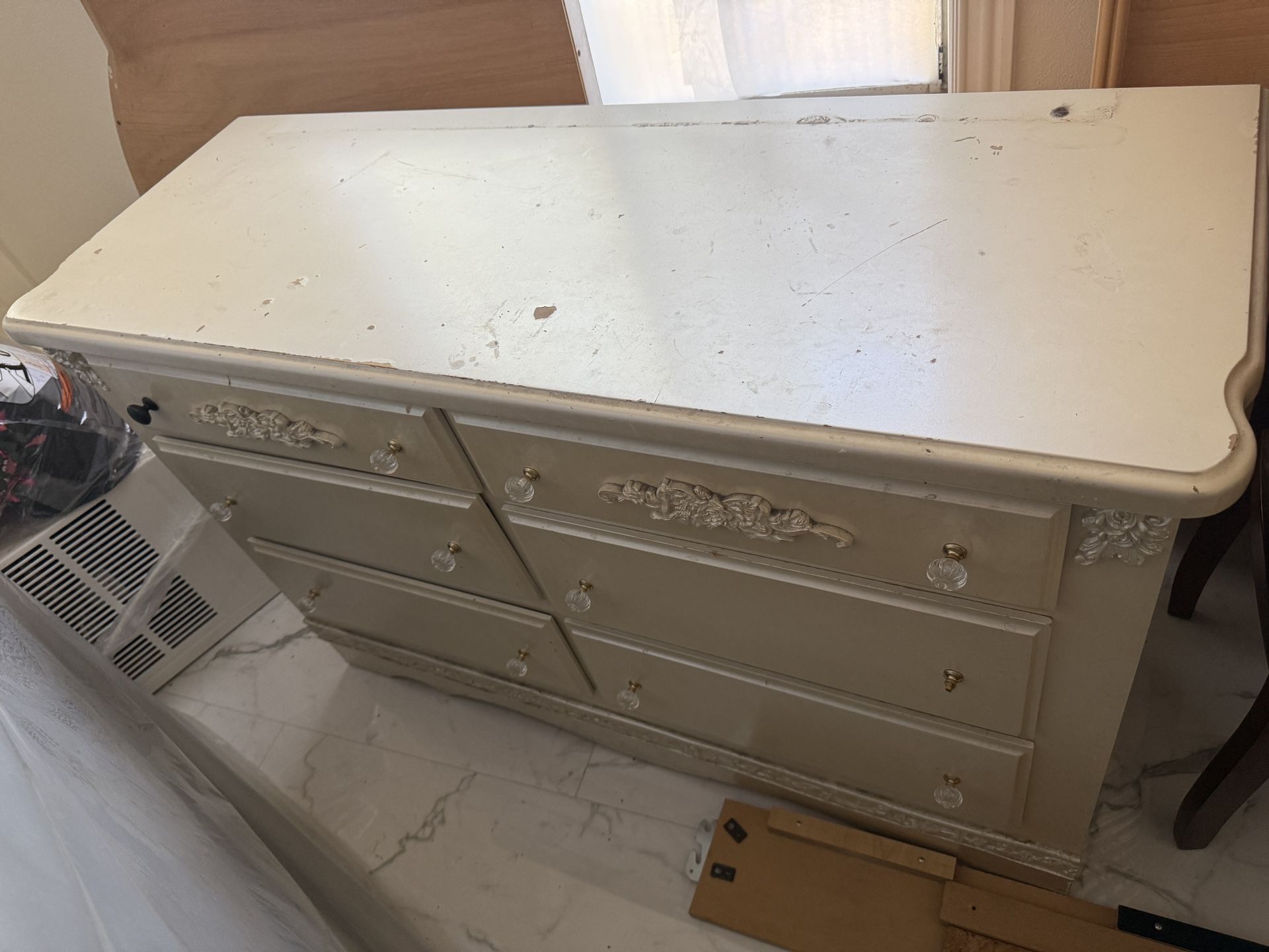 DRESSER AND MIRROR