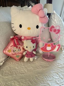 Hello Kitty Lot