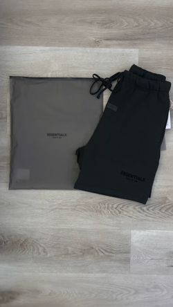 Essentials Shorts