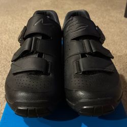 Shimano - Black ME3 Clip In Biking Shoes (42 EUR, 8.3 US, 26.5 CM)
