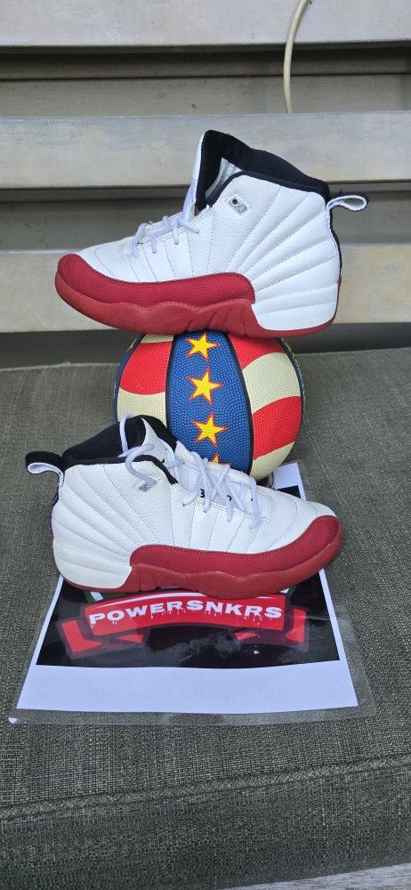 Jordan 12 Retro GOOD CONDITIONS