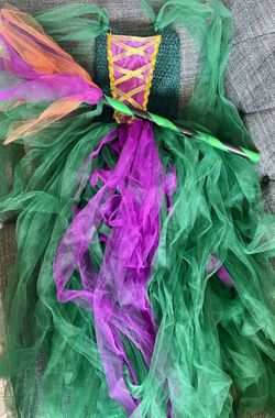 Kids Hocus Pocus Dress & Broom