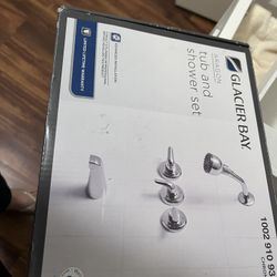 Tub and shower Set