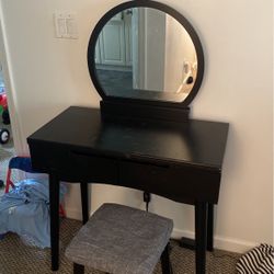 Wayfair Vanity With Chair
