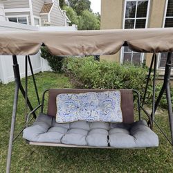 Outdoor Porch Swing