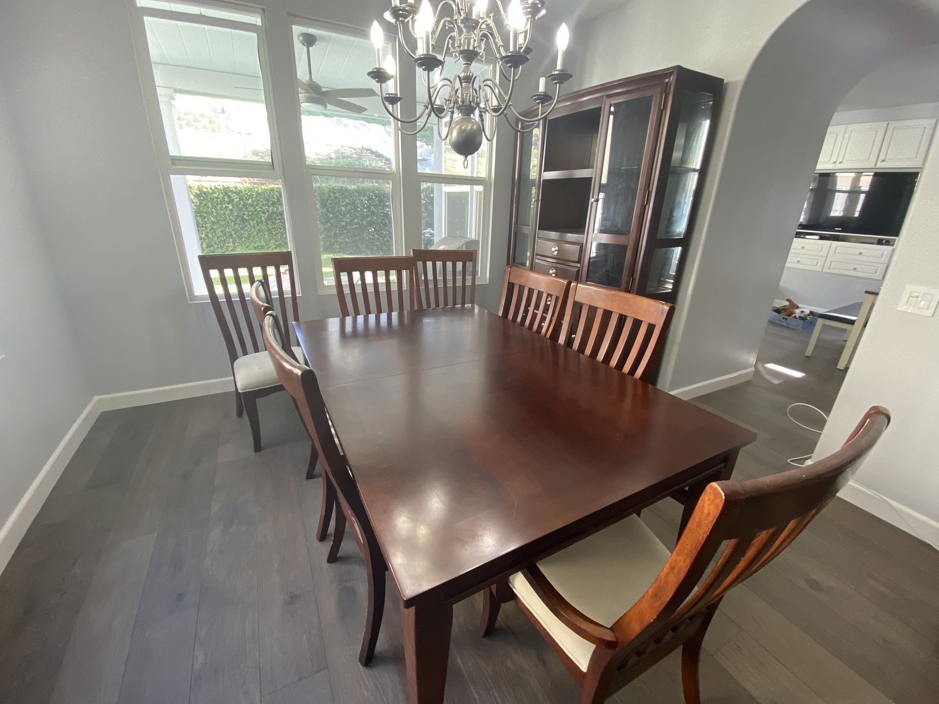 Dining Room Table, 6 Chairs & China Cabinet