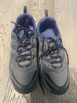 Columbia hiking shoes women