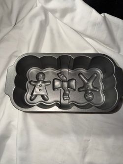 Nordic Ware Gingerbread Loaf Pan – Holiday Cake Mold