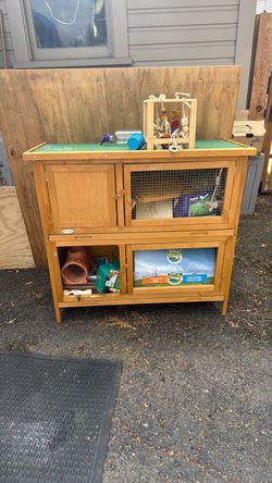 Rabbit hutch