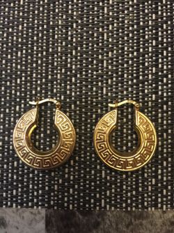 925 Gold plated earrings $25
